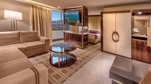 Vista-Spa-Queen-Junior-Suite-view-of-main-room-web-hero-1920x1080