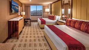 Vista-Two-Queen-Room-view-of-main-room-web-hero_1920x1080